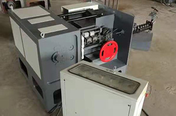 XH-D51 高速低噪音全自動制釘機